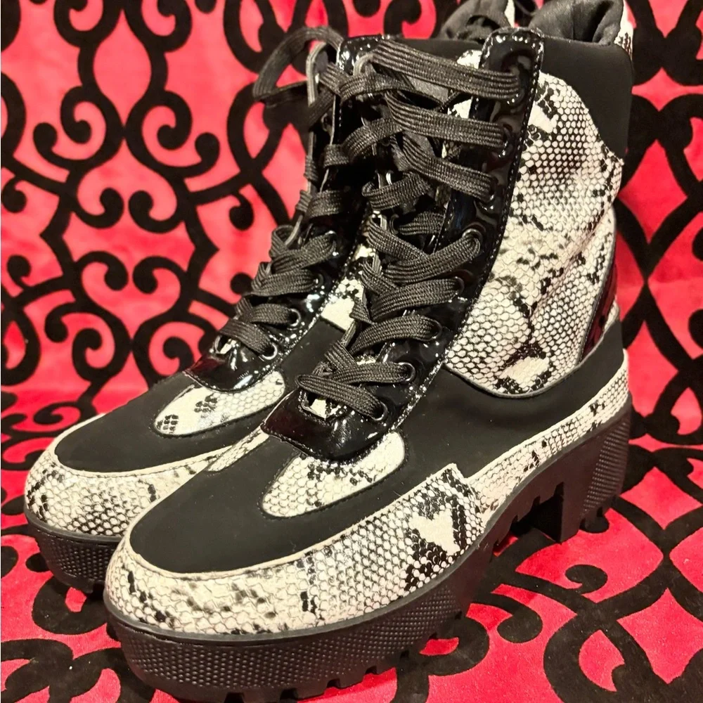 Women’s Snakeskin Lace Up Combat Boots
